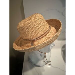 Ladies Cute Straw Hat NWOT